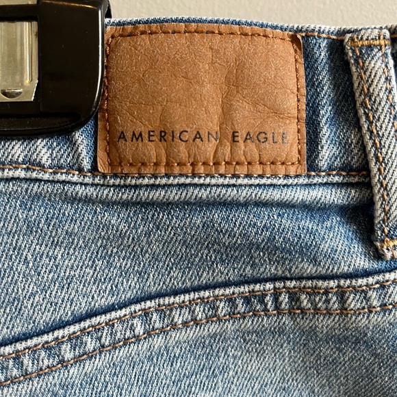 American Eagle Denim Shorts 90s Boyfriend Style - Picture 6 of 10